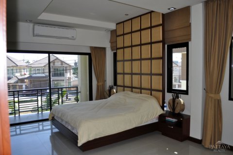 Casa de 3 dormitorios en Pattaya, Tailandia № 22853 - foto 6