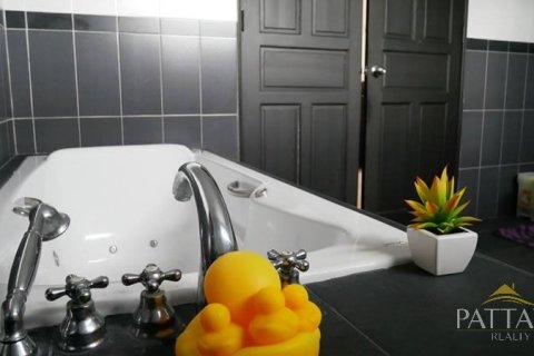 Casa de 5 dormitorios en Pattaya, Tailandia № 21271 - foto 10