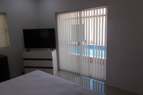 Casa de 4 dormitorios en Pattaya, Tailandia № 22172 - foto 7