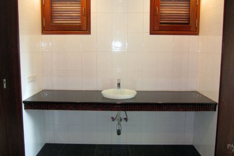 Casa de 5 dormitorios en Pattaya, Tailandia № 22946 - foto 12