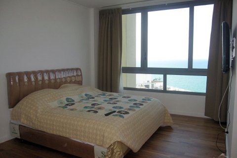 Condominio de 3 dormitorios en Pattaya, Tailandia № 23003 - foto 3
