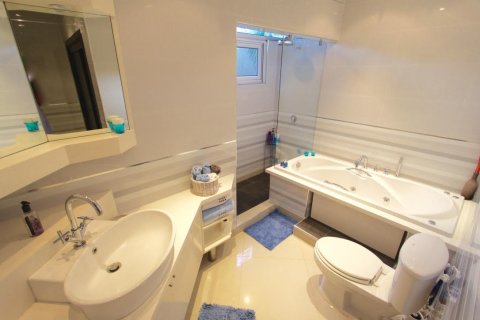 Casa de 3 dormitorios en Pattaya, Tailandia № 22515