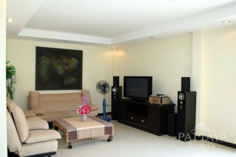 Casa de 3 dormitorios en Pattaya, Tailandia № 22791 - foto 4