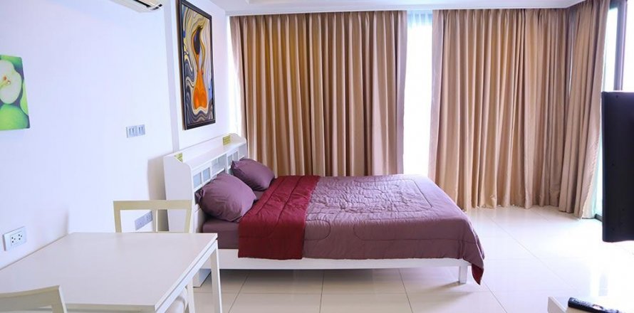 Estudio en el condominio en Pattaya, Tailandia en Wong Amat Tower  № 22342