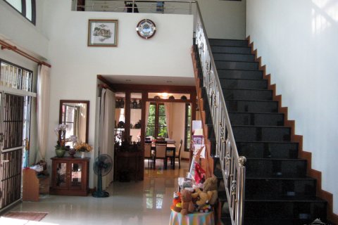 Casa de 5 dormitorios en Pattaya, Tailandia № 23823 - foto 25