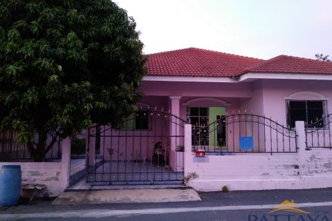 Casa de 3 dormitorios en Pattaya, Tailandia № 21006