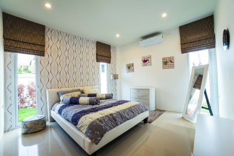 Casa de 2 dormitorios en Pattaya, Tailandia № 21076 - foto 11