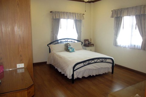 Casa de 5 dormitorios en Pattaya, Tailandia № 22941 - foto 7