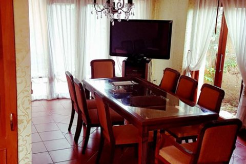 Casa de 5 dormitorios en Pattaya, Tailandia № 20733 - foto 6