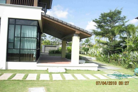 Casa de 3 dormitorios en Pattaya, Tailandia № 22888 - foto 18