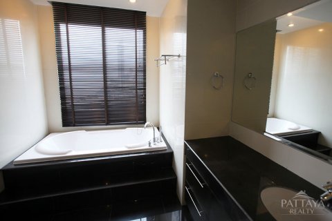 Condominio de 2 dormitorios en Pattaya, Tailandia № 23311 - foto 13