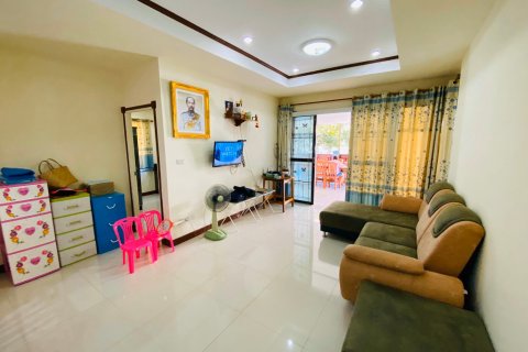 Casa de 3 dormitorios en Pattaya, Tailandia № 22363 - foto 3