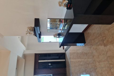 Casa de 6 dormitorios en Pattaya, Tailandia № 22401 - foto 19