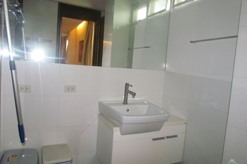 Condominio de 2 dormitorios en Pattaya, Tailandia № 24184 - foto 10