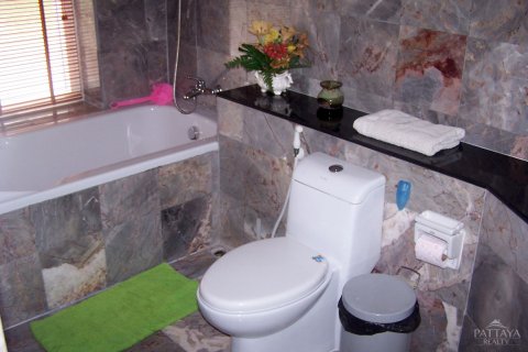 Casa de 5 dormitorios en Pattaya, Tailandia № 22825 - foto 22