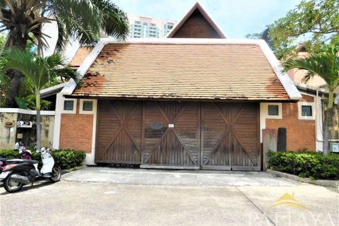 Casa de 5 dormitorios en Jomtien Beach, Pattaya, Tailandia № 23851 - foto 2