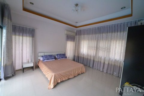 Casa de 3 dormitorios en Pattaya, Tailandia № 21306 - foto 13