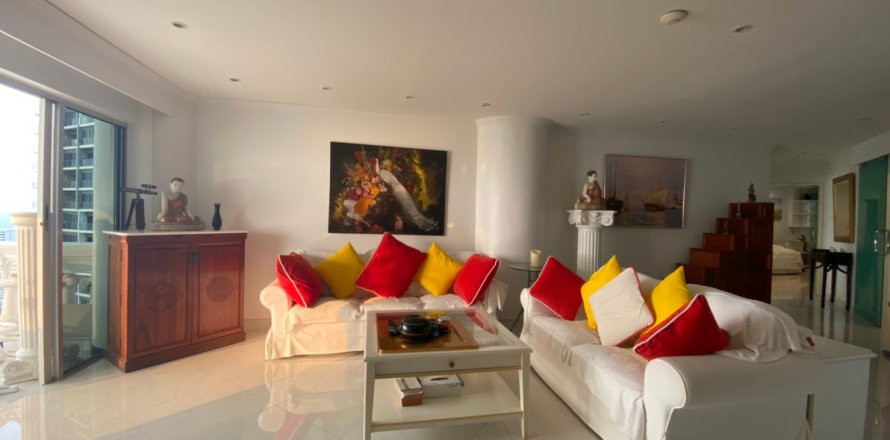 Condominio de 2 dormitorios en Pattaya, Tailandia № 22305
