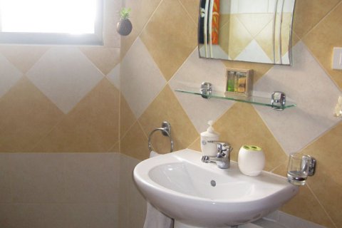 Condominio de 2 dormitorios en Pattaya, Tailandia № 23299 - foto 13