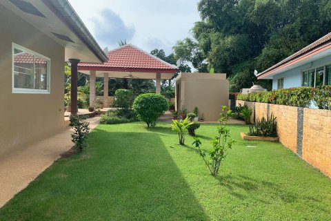 Casa de 3 dormitorios en Pattaya, Tailandia № 22199 - foto 15