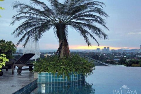 Casa de 5 dormitorios en Pattaya, Tailandia № 23870 - foto 20