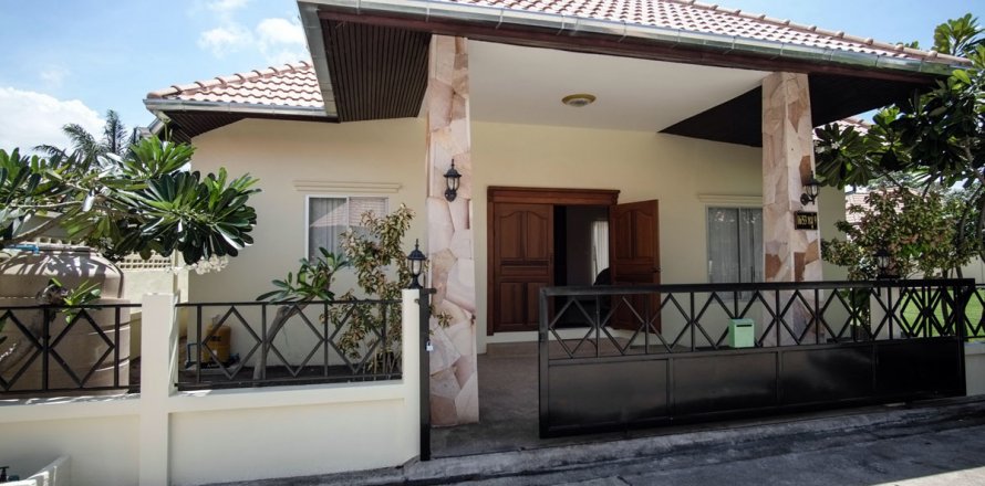 Casa de 3 dormitorios en Pattaya, Tailandia № 19879