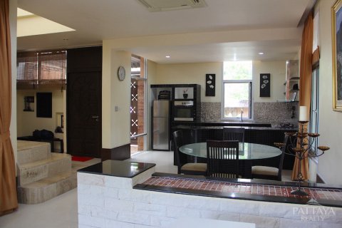 Casa de 3 dormitorios en Pattaya, Tailandia № 20624 - foto 13