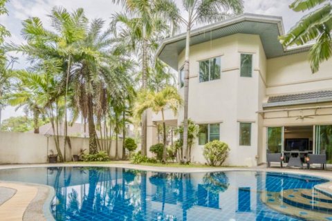 Casa de 3 dormitorios en Pattaya, Tailandia № 22204 - foto 3