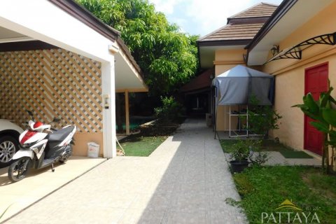 Casa de 3 dormitorios en Pattaya, Tailandia № 21237 - foto 2