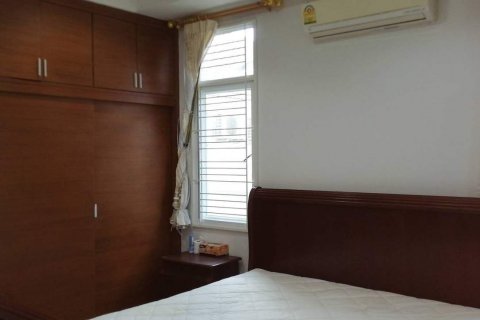 Casa de 3 dormitorios en Pattaya, Tailandia № 22362 - foto 15