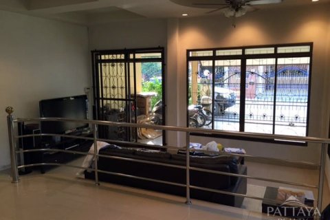 Casa de 4 dormitorios en Jomtien Beach, Pattaya, Tailandia № 20143 - foto 9