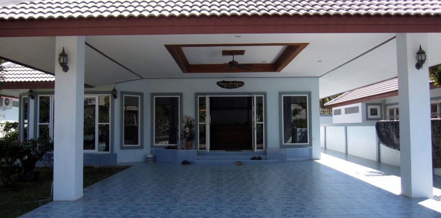 Casa de 2 dormitorios en Pattaya, Tailandia № 23301