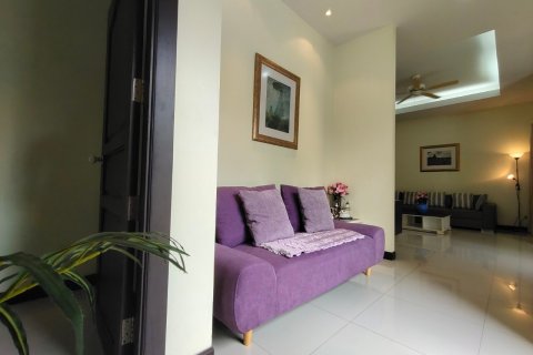 Casa de 20 dormitorios en Pattaya, Tailandia № 22417 - foto 27