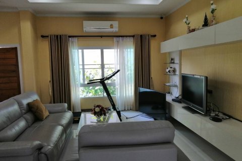 Casa de 3 dormitorios en Pattaya, Tailandia № 21855 - foto 20
