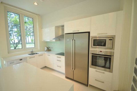 Casa de 3 dormitorios en Phuket, Tailandia № 22370 - foto 4