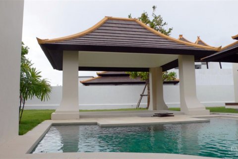 Casa de 5 dormitorios en Pattaya, Tailandia № 19892 - foto 18