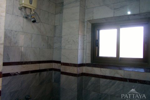 Casa de 3 dormitorios en Pattaya, Tailandia № 23990 - foto 3