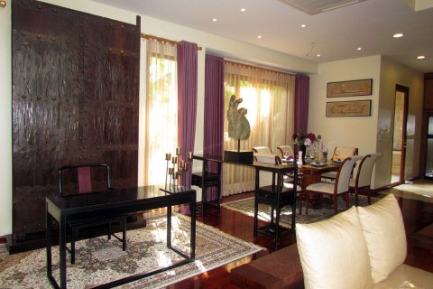 Casa de 3 dormitorios en Pattaya, Tailandia № 24373 - foto 12