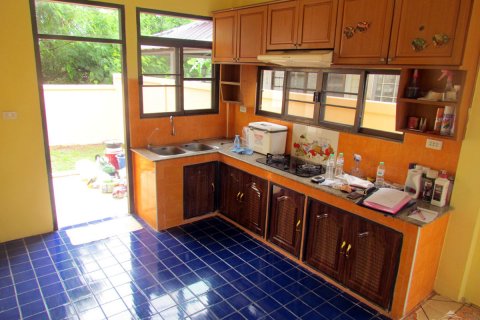 Casa de 3 dormitorios en Pattaya, Tailandia № 22784 - foto 17