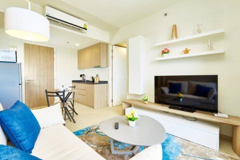 Condominio de 2 dormitorios en Pattaya, Tailandia № 21893 - foto 2