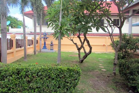 Casa de 3 dormitorios en Pattaya, Tailandia № 22784 - foto 4