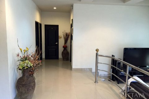 Casa de 4 dormitorios en Jomtien Beach, Pattaya, Tailandia № 20143 - foto 10