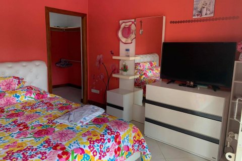 Casa de 3 dormitorios en Pattaya, Tailandia № 22199 - foto 9