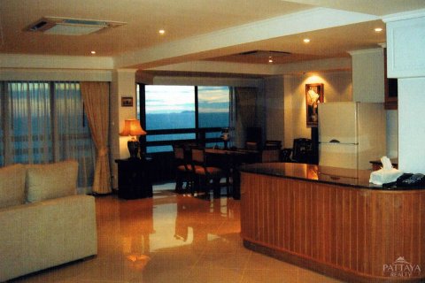 Condominio de 2 dormitorios en Jomtien Beach, Pattaya, Tailandia № 23705