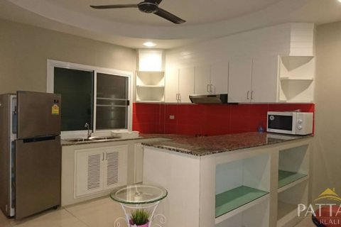 Casa de 4 dormitorios en Pattaya, Tailandia № 21364 - foto 11