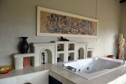 Casa de 6 dormitorios en Pattaya, Tailandia № 20166 - foto 10