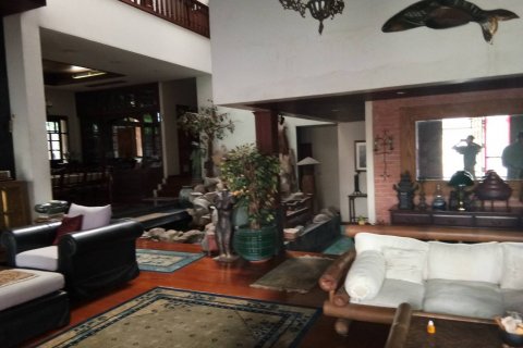 Casa de 4 dormitorios en Bangkok, Tailandia № 21931 - foto 19