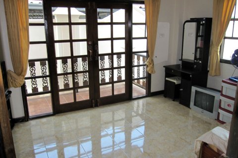 Casa de 2 dormitorios en Pattaya, Tailandia № 22860 - foto 12
