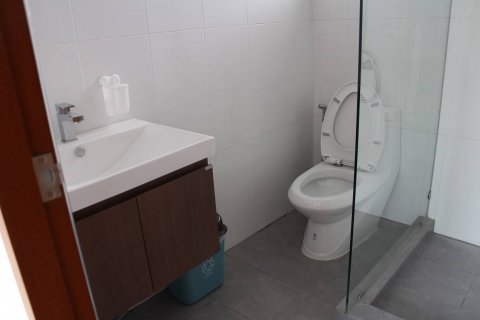 Casa de 2 dormitorios en Pattaya, Tailandia № 21971 - foto 11