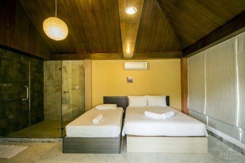 Casa de 4 dormitorios en Pattaya, Tailandia № 23233 - foto 27